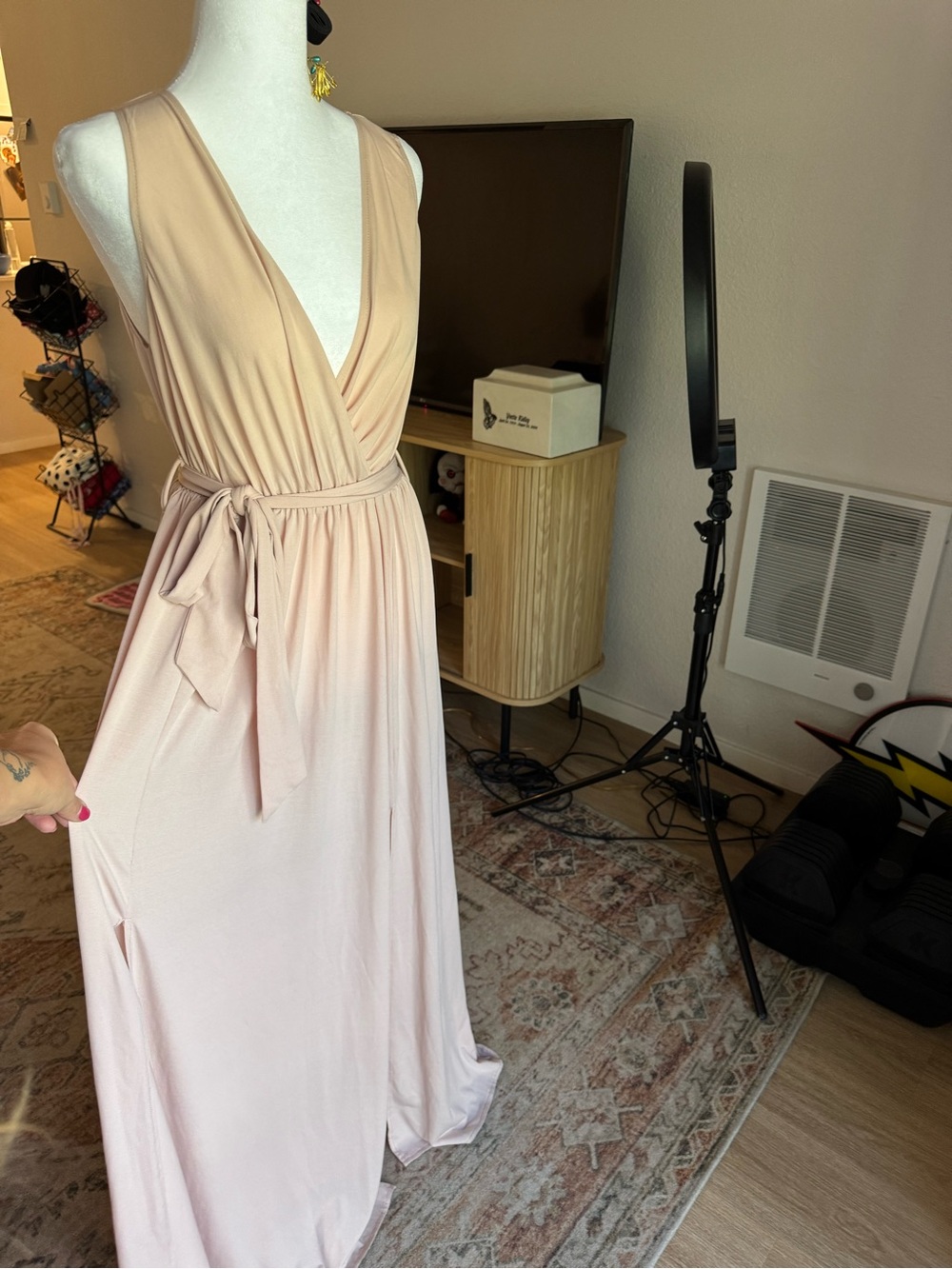 Elegant robe with side slit